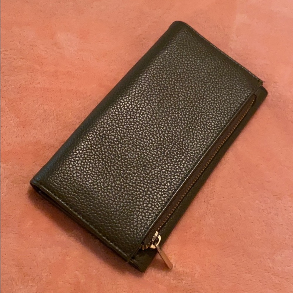 ✨3/$10✨Olive Green Wallet